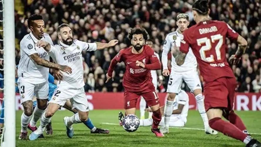 利物浦-逆转，在欧冠小组赛获胜的简单介绍