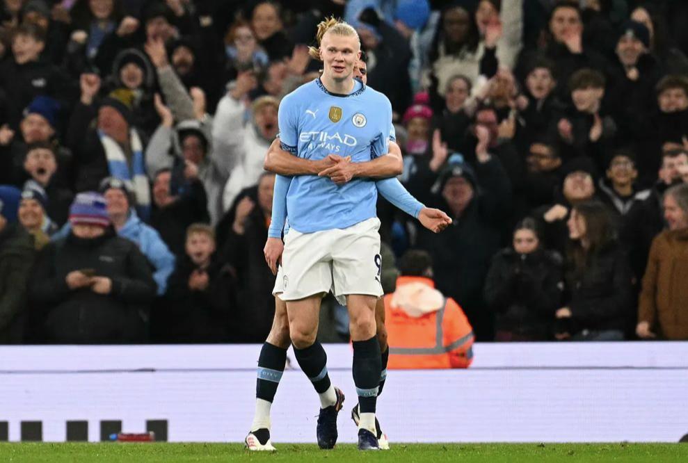 曼城后卫蓄锐教练表现趋向发展不迅猛的简单介绍