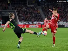 包含柏林联队长发短打，迎来十连胜记录的词条