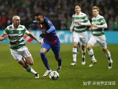 包含柏林联队长发短打，迎来十连胜记录的词条