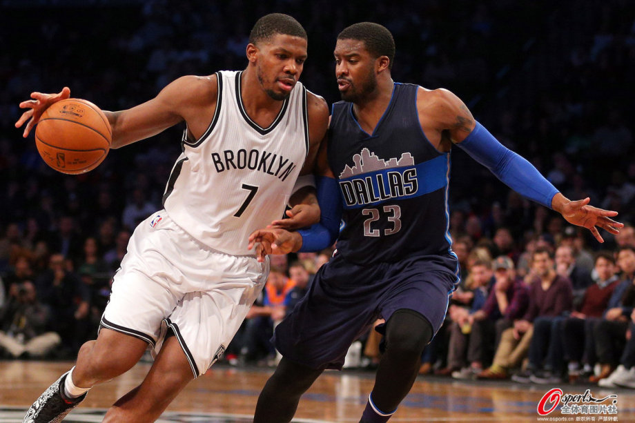 小牛队再战篮网夺取宝贵胜利 小牛队再战篮网夺取宝贵胜利