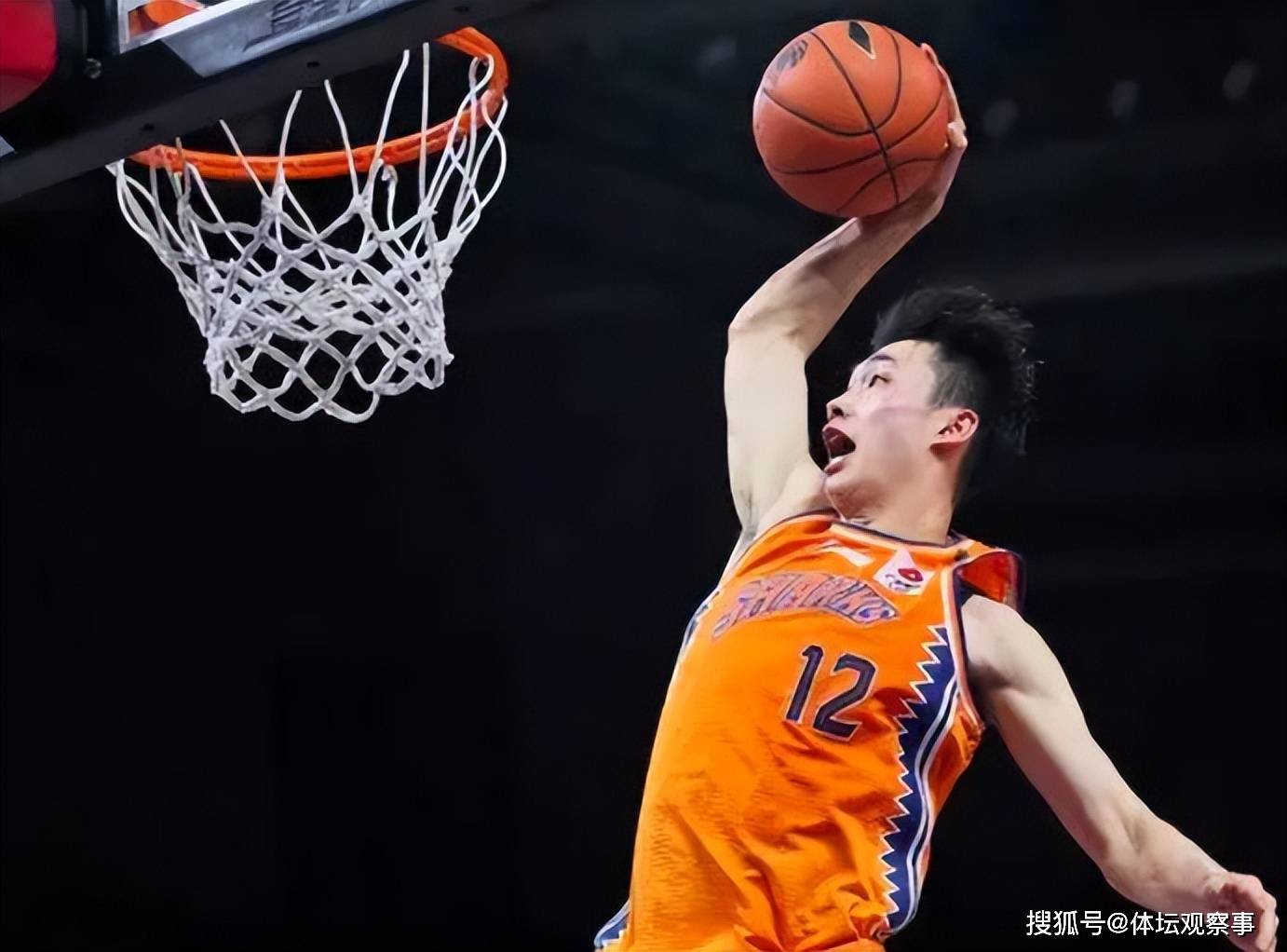 包含上海男篮再胜一仗，继续领跑的词条