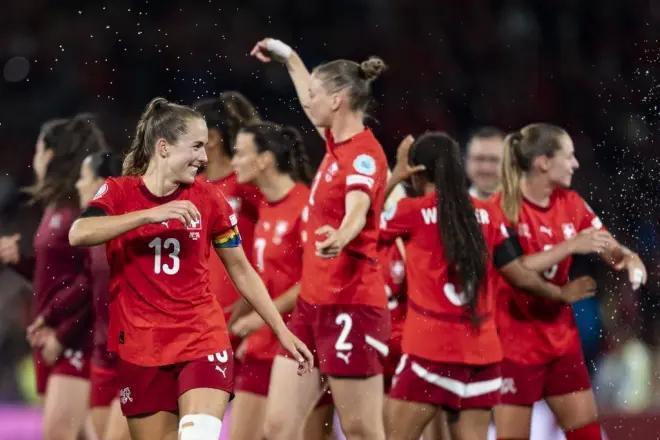 开云平台-葡萄牙女足国家队在欧罗巴赛事中充满活力