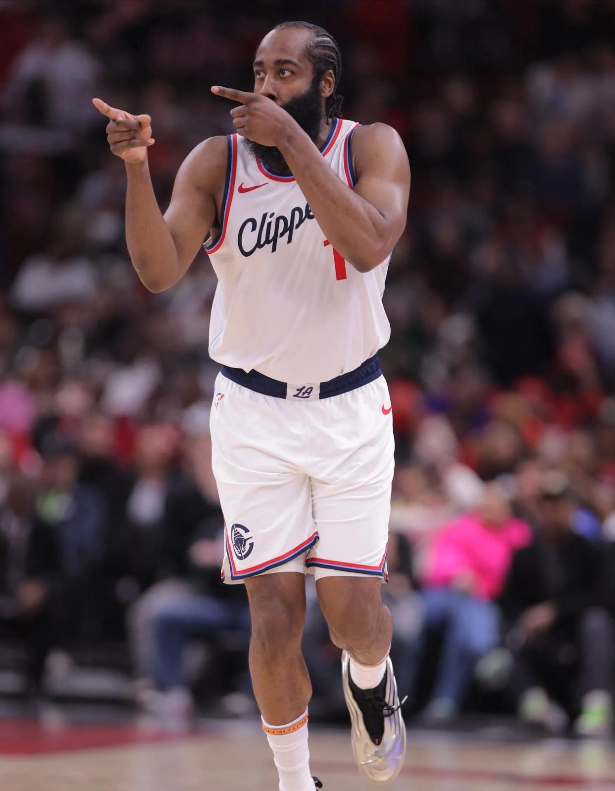 快船绝杀太阳，莱昂纳德关键时刻发威