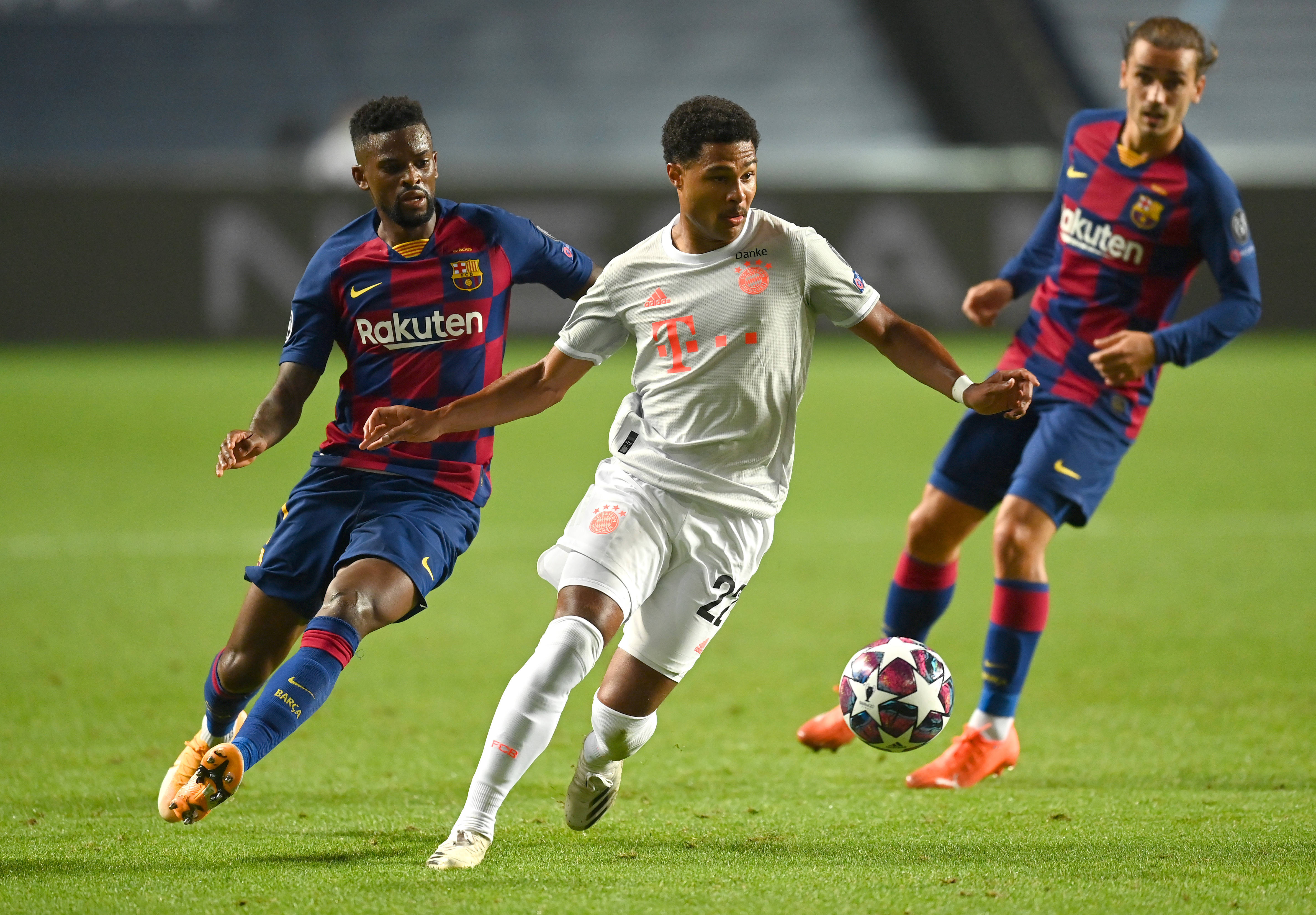 凯泽斯劳滕失利，德甲保级前景堪忧