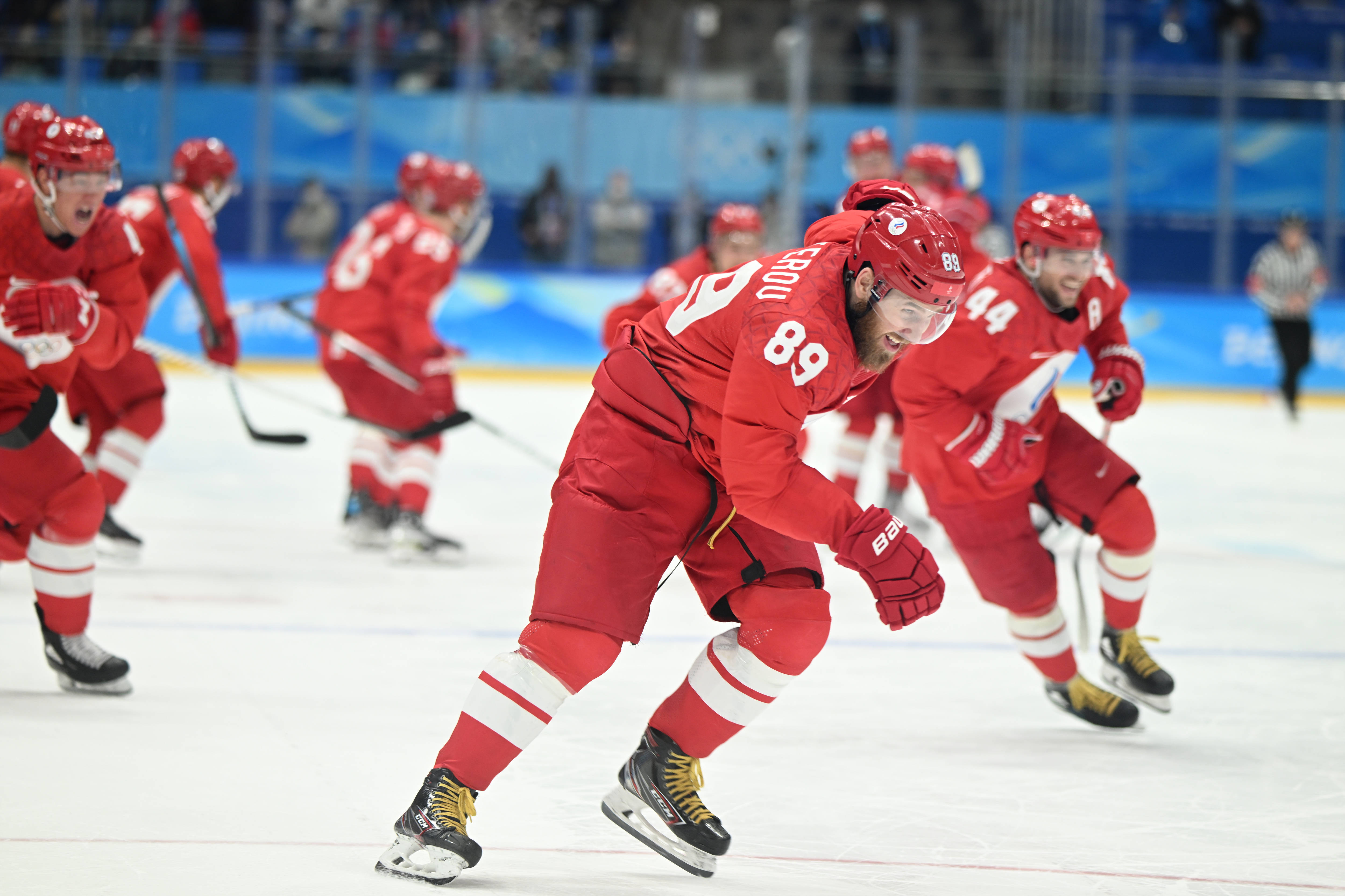 开云体育官方网站-关于瑞典水球队以微弱优势夺得胜利，成功晋级半决赛的信息