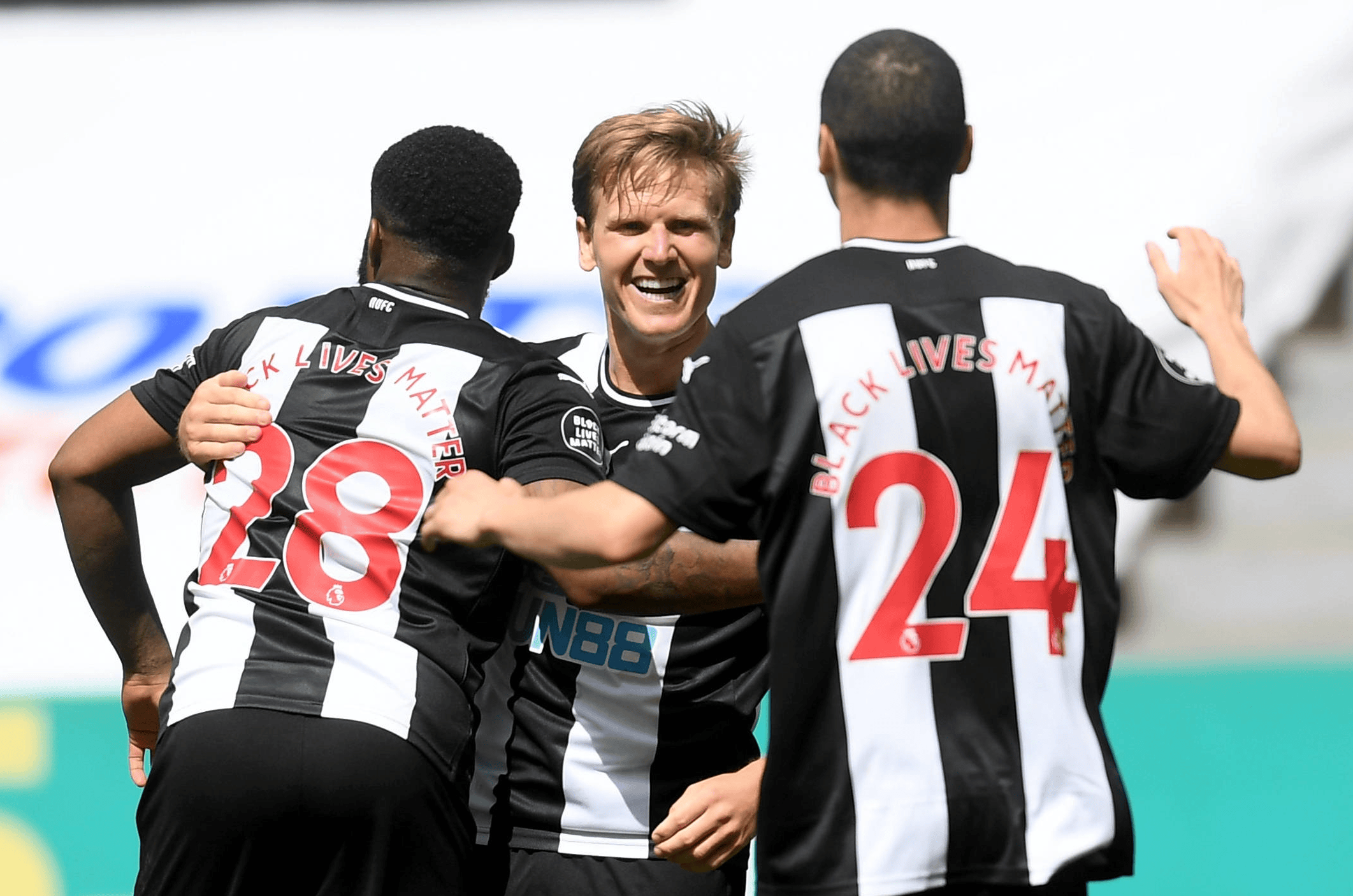 开云下载-弗赖堡客场取胜，继续保持良好状态