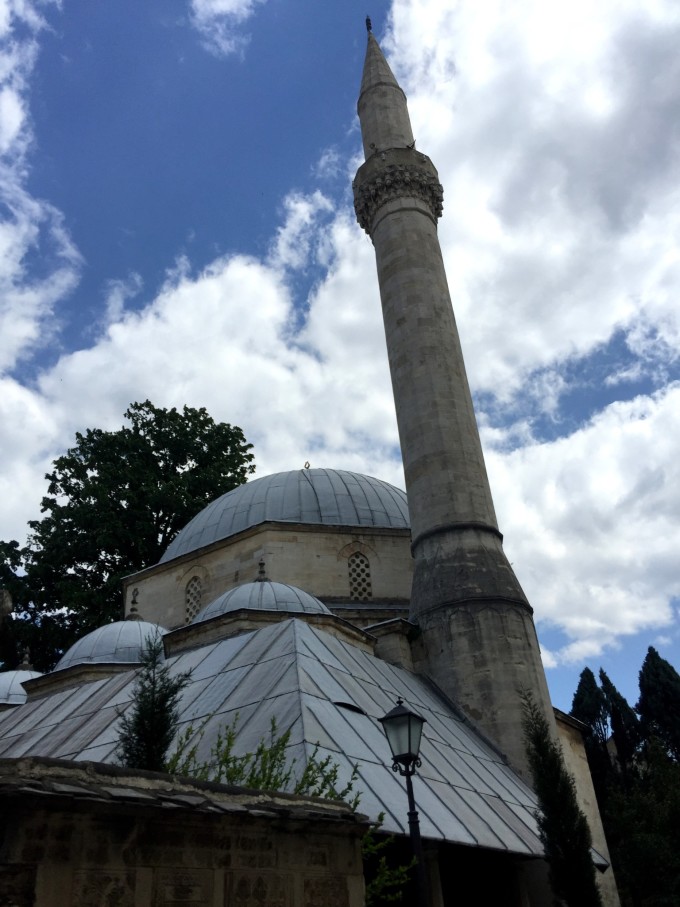 关于波黑逆转塞尔维亚，西班牙晋级欧预赛四弥的信息