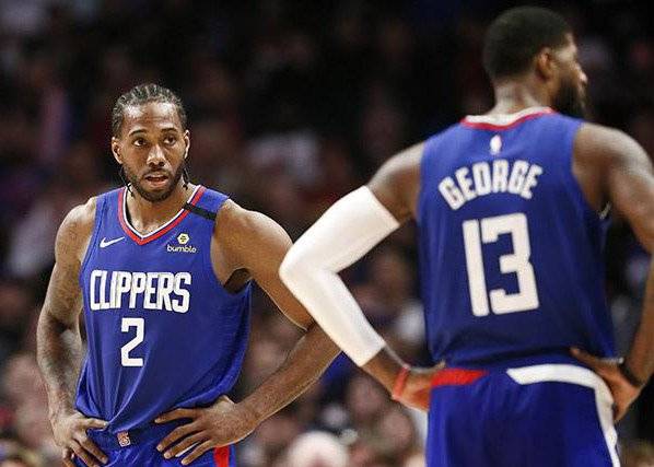 关于开拓者轻取快船实乃前所未有，双方交手彰显强弱对决的信息