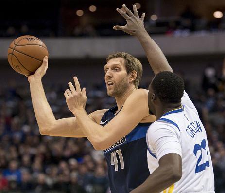 小牛实力强劲，卫冕冠军脚步难挡！