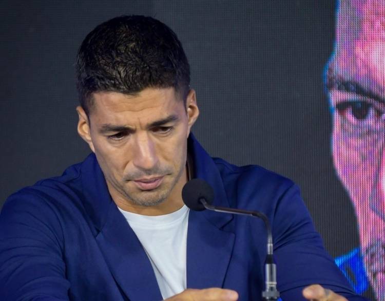 开云体育中国-雅典队遭遇连败危机，球员面临压力