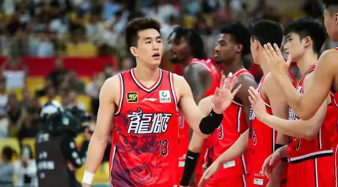 开云下载-球队伤员恢复良好，重要球员回归赛场