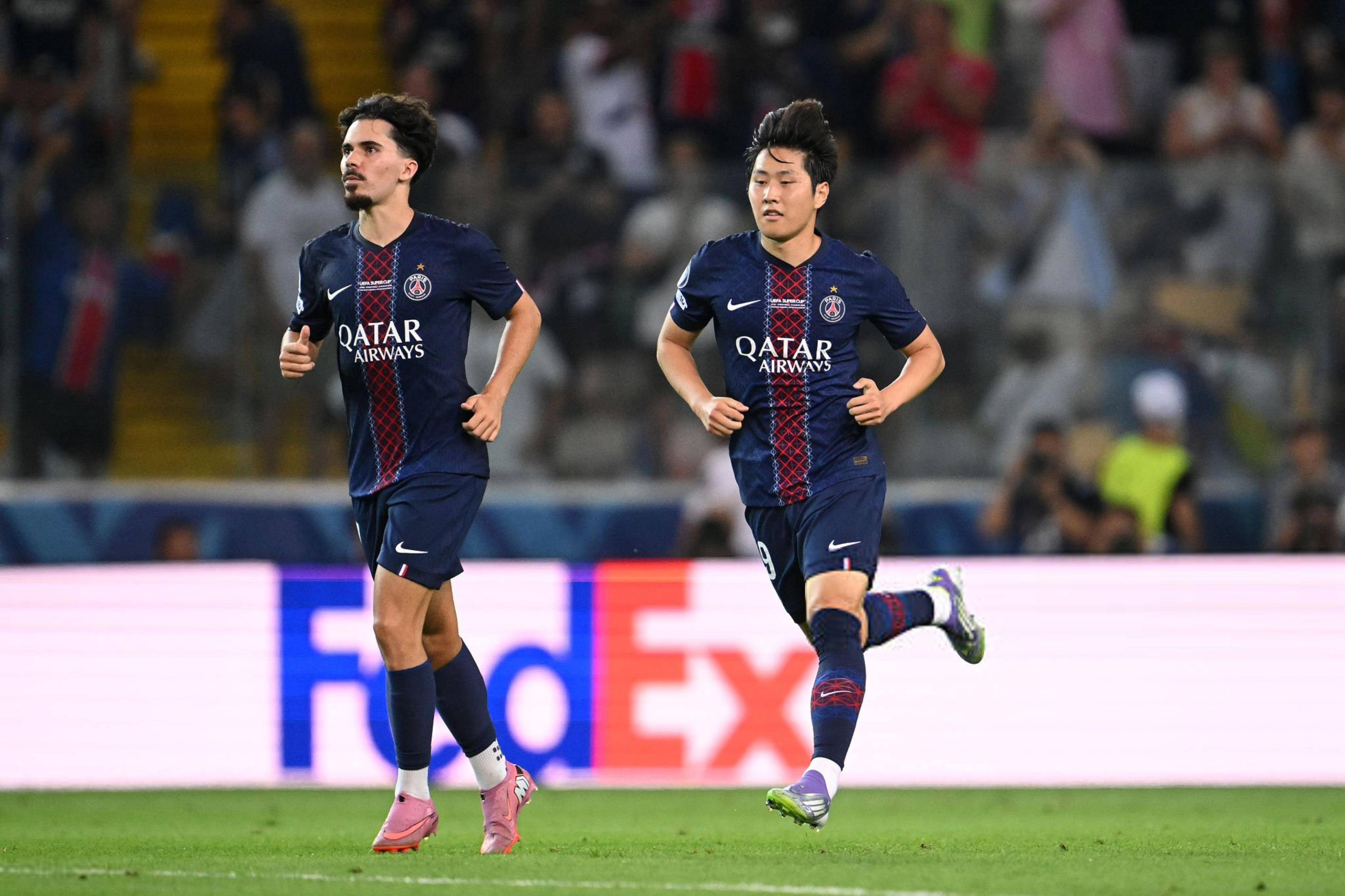 热刺发挥不稳定，欧冠资格受威胁的简单介绍