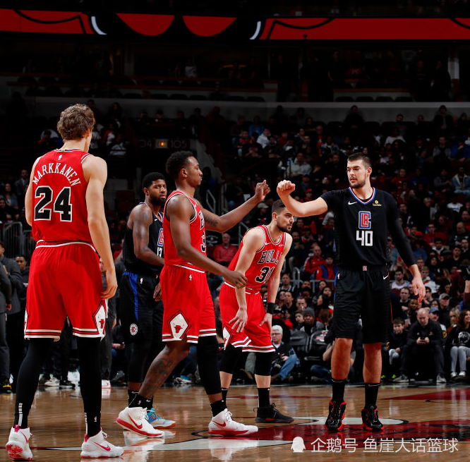 冰岛逆袭成功，赭拉尔松最后时刻绝杀的简单介绍