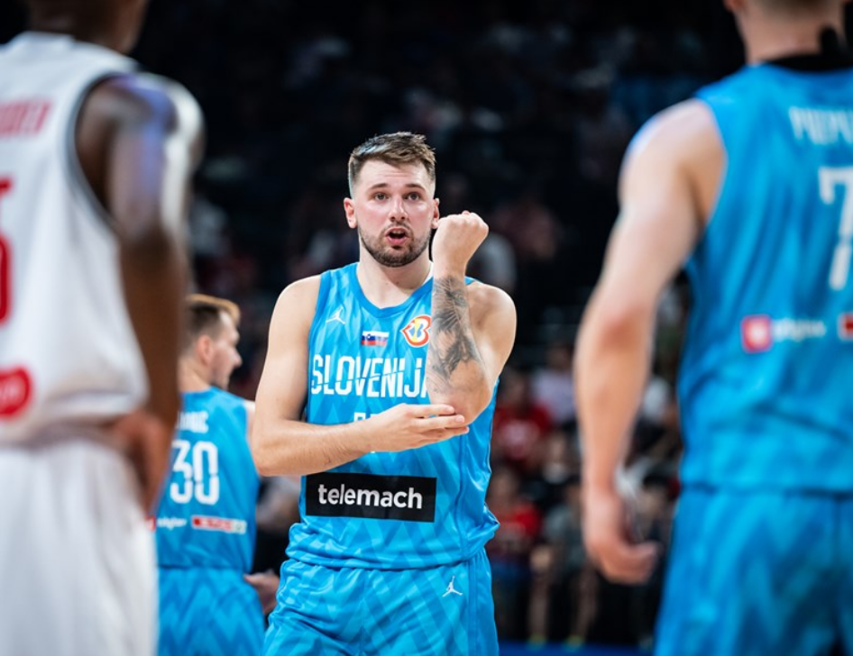 开云官网-MAD碾压JDG，Hanssama关键团战开团秒人焦点之战淘汰赛，成为赛场最大亮点