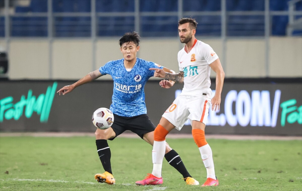 波更黑战平对手，保持中下游地位