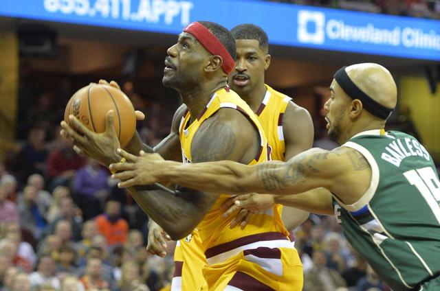 雄鹿击败骑士，小卡35分砍乐福的简单介绍