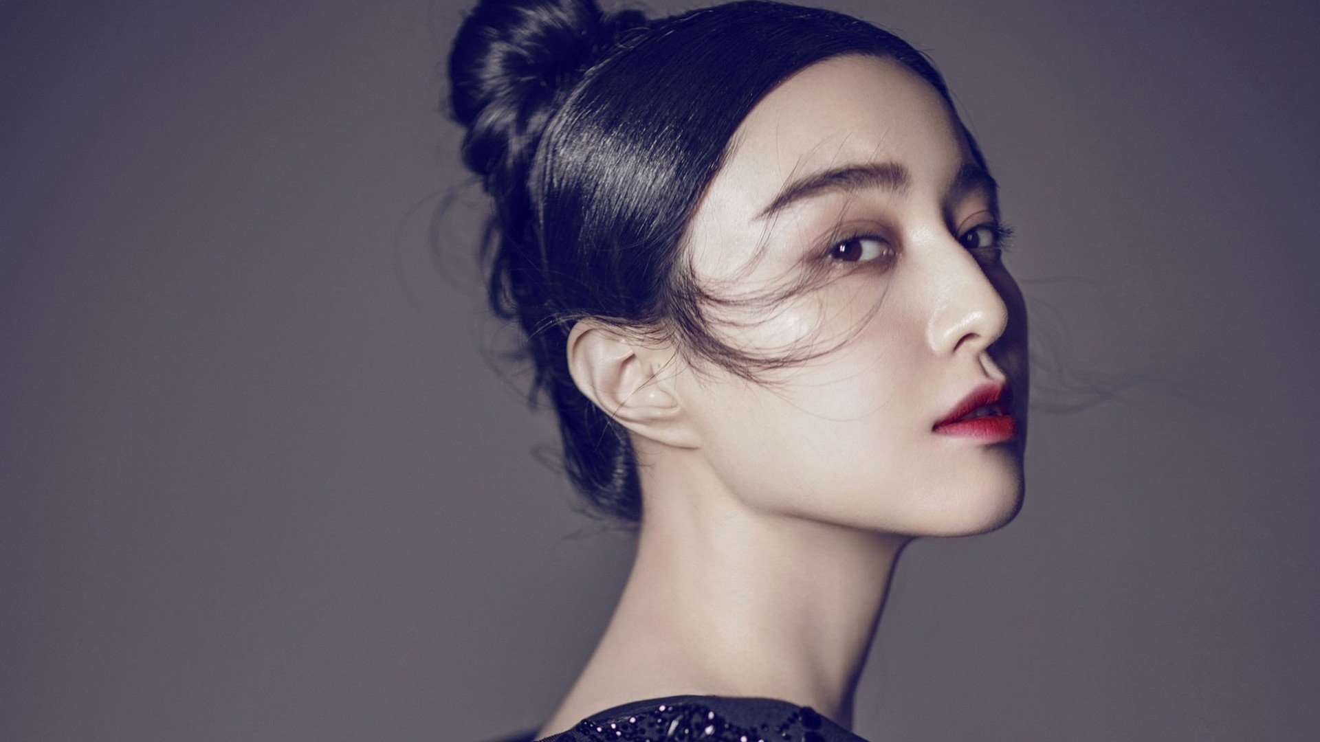 开云下载-山水相逢，霍勒迪爆发，广厦以东方智慧降伏公牛